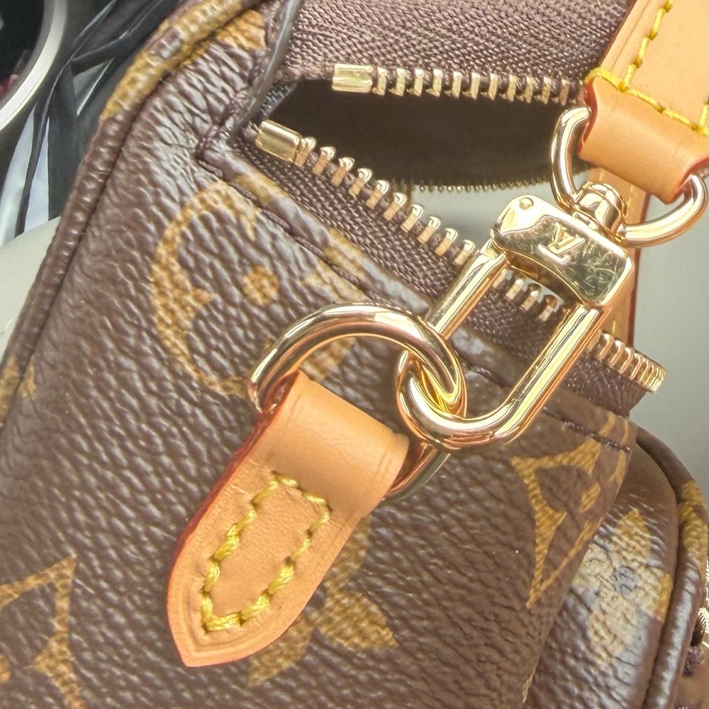 Authentic Louis Vuitton Brown Crossbody Bag with Gold Hardware - Picture 2 of 4